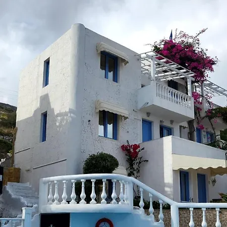 Appartement For A Pleasant In A Beautiful Complex With Shared Pool And Ac Hersónissos