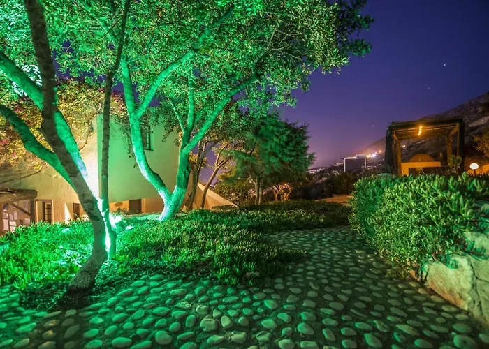 For A Pleasant In A Beautiful Complex With Shared Pool And Ac Appartement