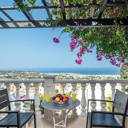 Apartamento We Offer A Pleasant In A Beautiful Setting Hersonissos (Crete)